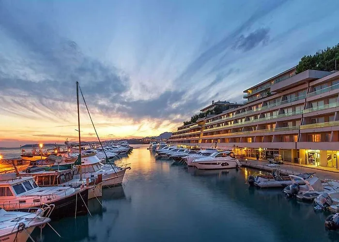 The Adriatic Pearl Split *